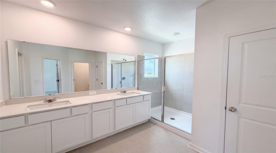 DAVENPORT, Florida 33837, 3 Bedrooms Bedrooms, ,2 BathroomsBathrooms,Residential,For Sale,KURTZ,0,MFRO6434250