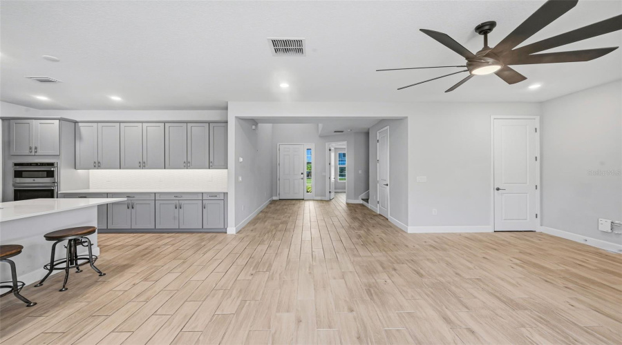 KISSIMMEE, Florida 34746, 4 Bedrooms Bedrooms, ,3 BathroomsBathrooms,Residential,For Sale,AGOSTINO,0,MFRS5155606