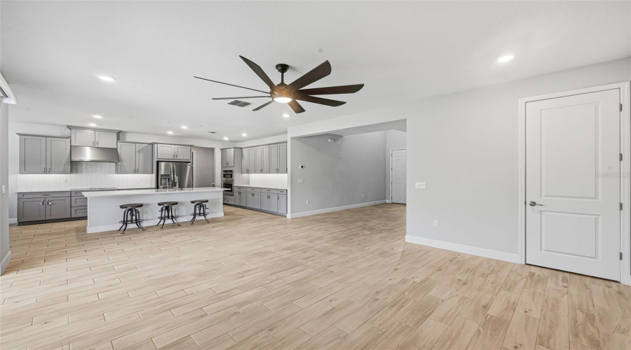 KISSIMMEE, Florida 34746, 4 Bedrooms Bedrooms, ,3 BathroomsBathrooms,Residential,For Sale,AGOSTINO,0,MFRS5155606