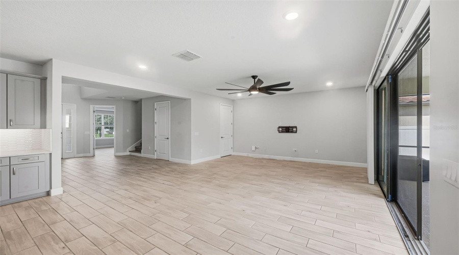 KISSIMMEE, Florida 34746, 4 Bedrooms Bedrooms, ,3 BathroomsBathrooms,Residential,For Sale,AGOSTINO,0,MFRS5155606
