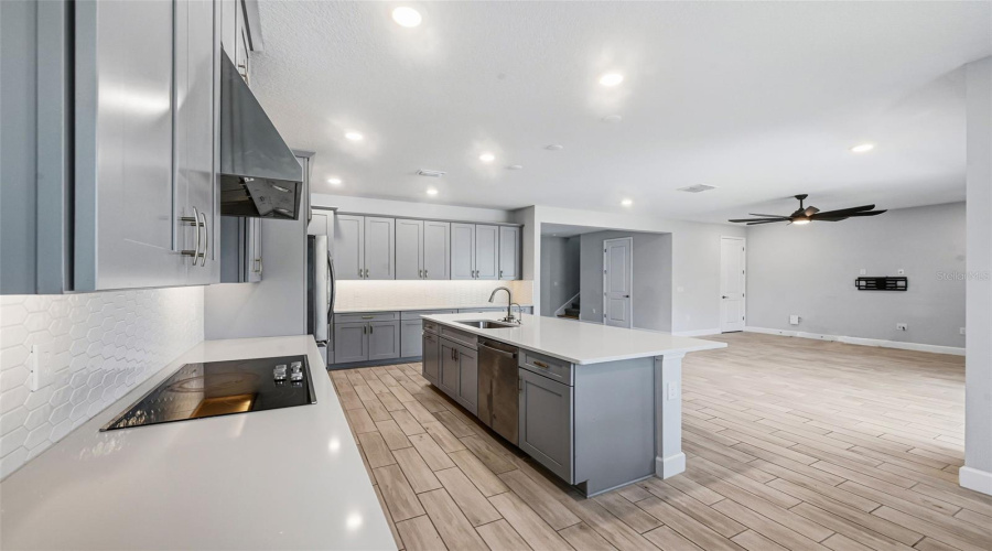 KISSIMMEE, Florida 34746, 4 Bedrooms Bedrooms, ,3 BathroomsBathrooms,Residential,For Sale,AGOSTINO,0,MFRS5155606