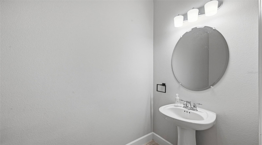KISSIMMEE, Florida 34746, 4 Bedrooms Bedrooms, ,3 BathroomsBathrooms,Residential,For Sale,AGOSTINO,0,MFRS5155606