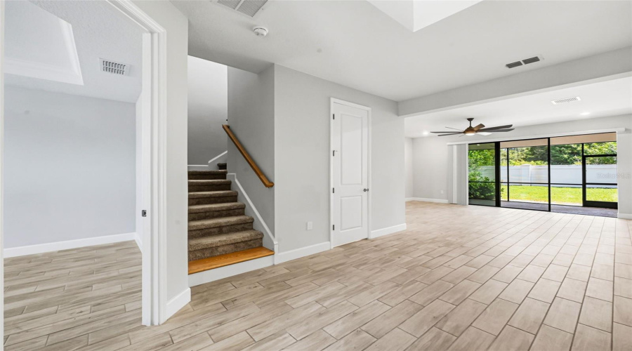 KISSIMMEE, Florida 34746, 4 Bedrooms Bedrooms, ,3 BathroomsBathrooms,Residential,For Sale,AGOSTINO,0,MFRS5155606