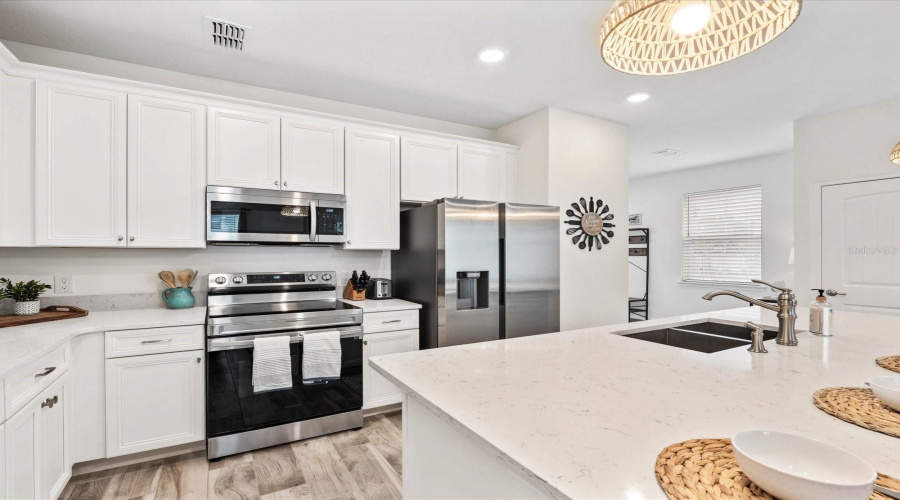 KISSIMMEE, Florida 34747, 4 Bedrooms Bedrooms, ,3 BathroomsBathrooms,Residential,For Sale,SURF,0,MFRO6434314