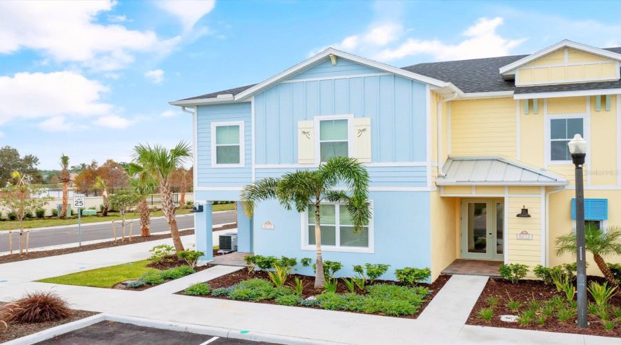 KISSIMMEE, Florida 34747, 4 Bedrooms Bedrooms, ,3 BathroomsBathrooms,Residential,For Sale,SURF,0,MFRO6434314