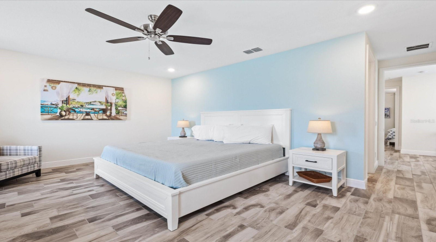 KISSIMMEE, Florida 34747, 4 Bedrooms Bedrooms, ,3 BathroomsBathrooms,Residential,For Sale,SURF,0,MFRO6434314