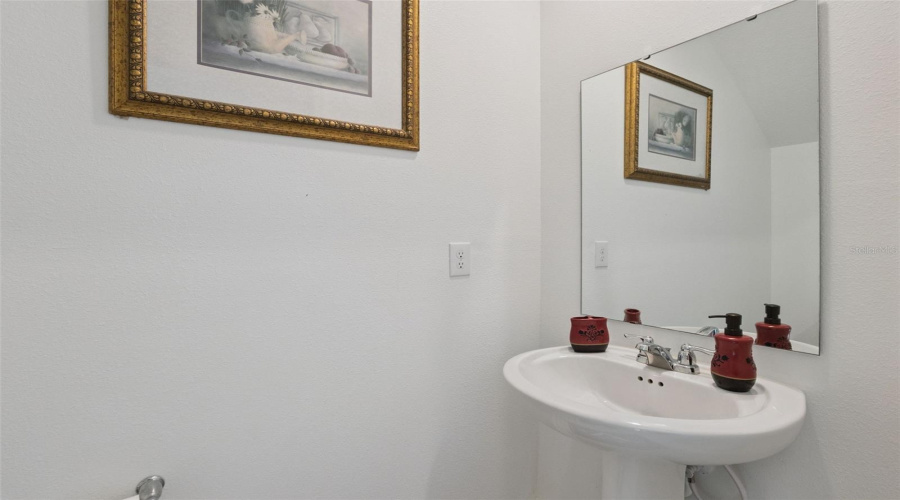 DAVENPORT, Florida 33837, 4 Bedrooms Bedrooms, ,2 BathroomsBathrooms,Residential,For Sale,LOCH,0,MFRS5155811