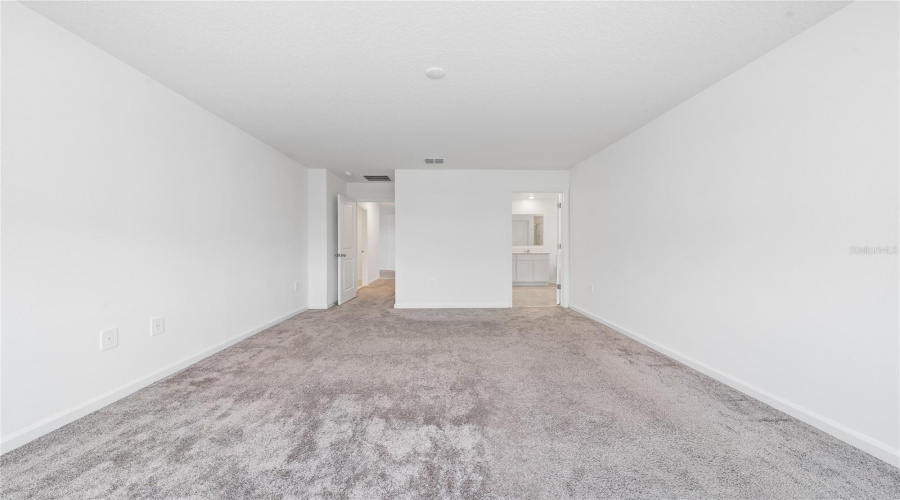 KISSIMMEE, Florida 34746, 4 Bedrooms Bedrooms, ,2 BathroomsBathrooms,Residential,For Sale,TWISTED TWIG,0,MFRS5155807