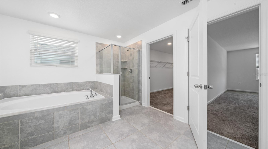 KISSIMMEE, Florida 34746, 4 Bedrooms Bedrooms, ,2 BathroomsBathrooms,Residential,For Sale,TWISTED TWIG,0,MFRS5155807