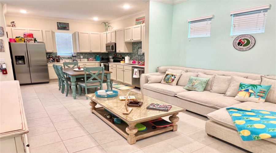 KISSIMMEE, Florida 34747, 4 Bedrooms Bedrooms, ,3 BathroomsBathrooms,Residential,For Sale,SURF,0,MFRO6434257