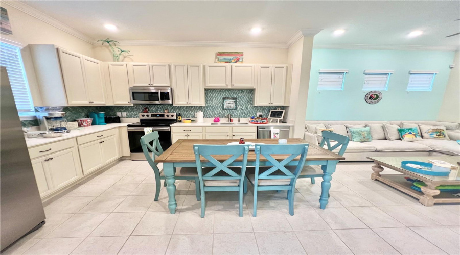 KISSIMMEE, Florida 34747, 4 Bedrooms Bedrooms, ,3 BathroomsBathrooms,Residential,For Sale,SURF,0,MFRO6434257