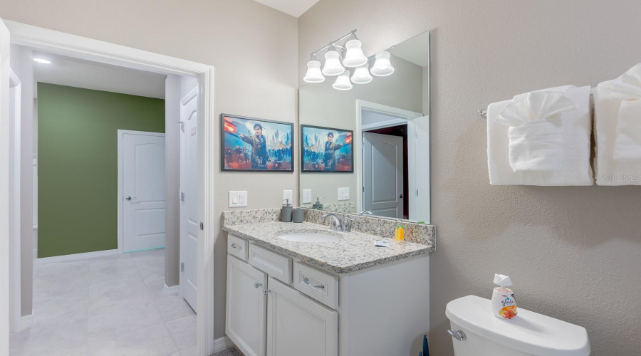 DAVENPORT, Florida 33837, 5 Bedrooms Bedrooms, ,4 BathroomsBathrooms,Residential,For Sale,OAK SPRING,0,MFRO6428865