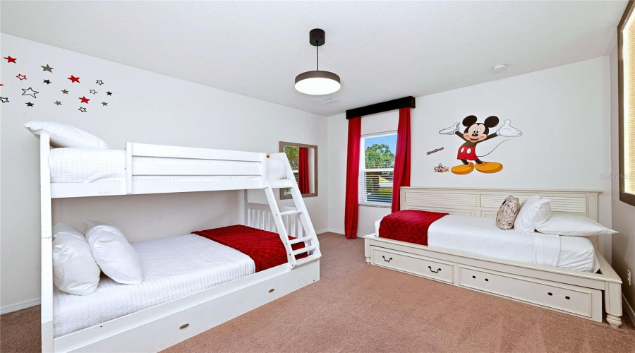 Davenport, Florida 33837, 6 Bedroom Bedrooms, ,5 Bathroombathrooms,Residential,For Sale,Oakrise,0,Mfro6434411