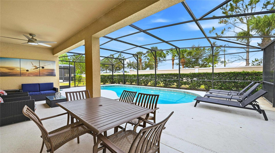 Davenport, Florida 33837, 6 Bedroom Bedrooms, ,5 Bathroombathrooms,Residential,For Sale,Oakrise,0,Mfro6434411