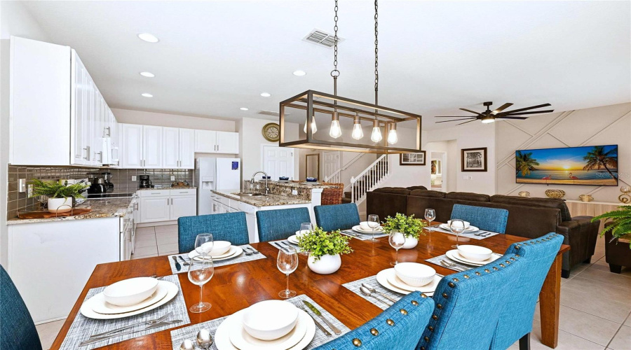 Davenport, Florida 33837, 6 Bedroom Bedrooms, ,5 Bathroombathrooms,Residential,For Sale,Oakrise,0,Mfro6434411