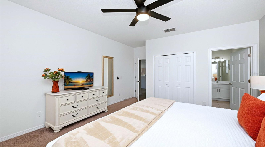 Davenport, Florida 33837, 6 Bedroom Bedrooms, ,5 Bathroombathrooms,Residential,For Sale,Oakrise,0,Mfro6434411
