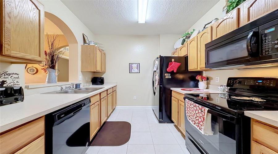 KISSIMMEE, Florida 34747, 3 Bedrooms Bedrooms, ,2 BathroomsBathrooms,Residential,For Sale,ALMATON,0,MFRG5116409