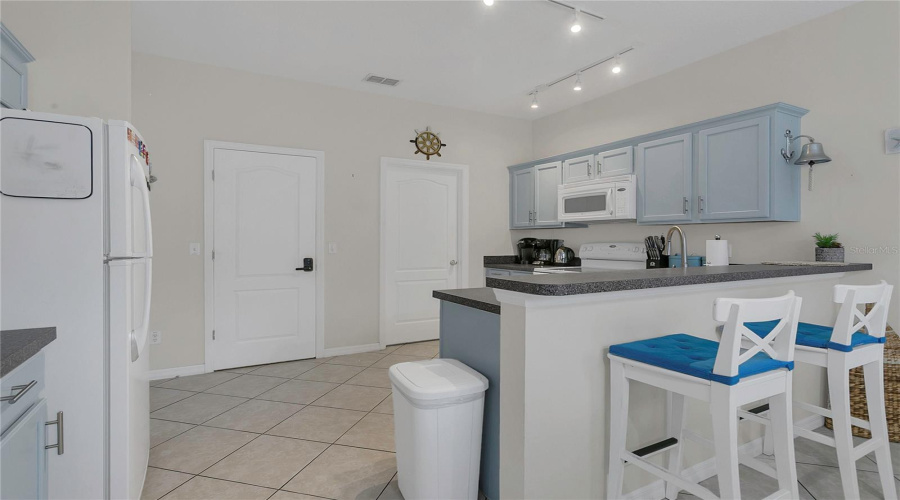 DAVENPORT, Florida 33896, 4 Bedrooms Bedrooms, ,3 BathroomsBathrooms,Residential,For Sale,HAMMOCK,0,MFRO6410789