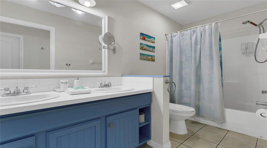 DAVENPORT, Florida 33896, 4 Bedrooms Bedrooms, ,3 BathroomsBathrooms,Residential,For Sale,HAMMOCK,0,MFRO6410789