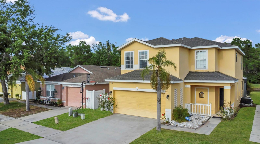 DAVENPORT, Florida 33896, 4 Bedrooms Bedrooms, ,3 BathroomsBathrooms,Residential,For Sale,HAMMOCK,0,MFRO6410789