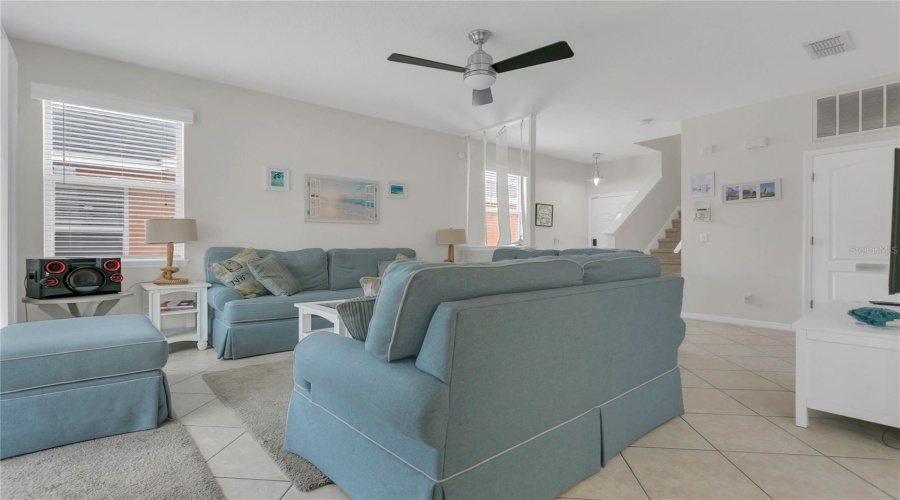 DAVENPORT, Florida 33896, 4 Bedrooms Bedrooms, ,3 BathroomsBathrooms,Residential,For Sale,HAMMOCK,0,MFRO6410789