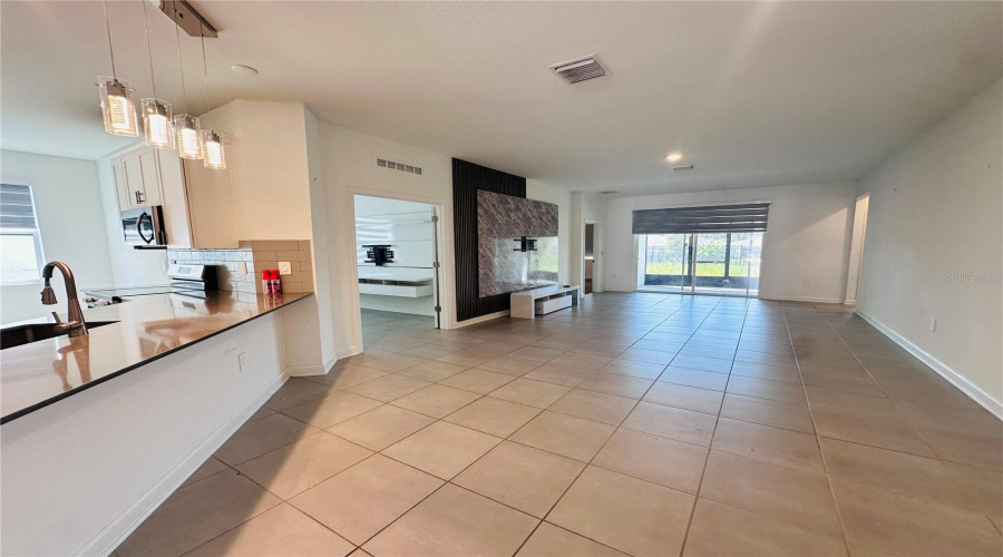 DAVENPORT, Florida 33837, 4 Bedrooms Bedrooms, ,3 BathroomsBathrooms,Residential,For Sale,WANDSWORTH,0,MFRS5155824