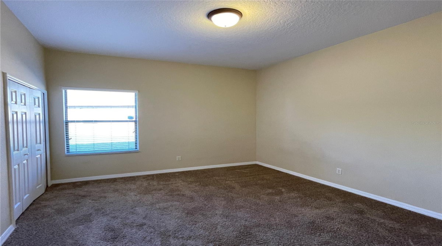 DAVENPORT, Florida 33837, 5 Bedrooms Bedrooms, ,4 BathroomsBathrooms,Residential,For Sale,BRIDGEFORD CROSSING,0,MFRO6414098