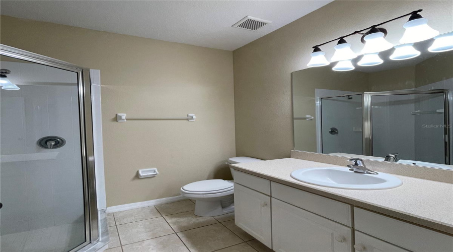 DAVENPORT, Florida 33837, 5 Bedrooms Bedrooms, ,4 BathroomsBathrooms,Residential,For Sale,BRIDGEFORD CROSSING,0,MFRO6414098