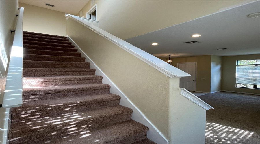 DAVENPORT, Florida 33837, 5 Bedrooms Bedrooms, ,4 BathroomsBathrooms,Residential,For Sale,BRIDGEFORD CROSSING,0,MFRO6414098