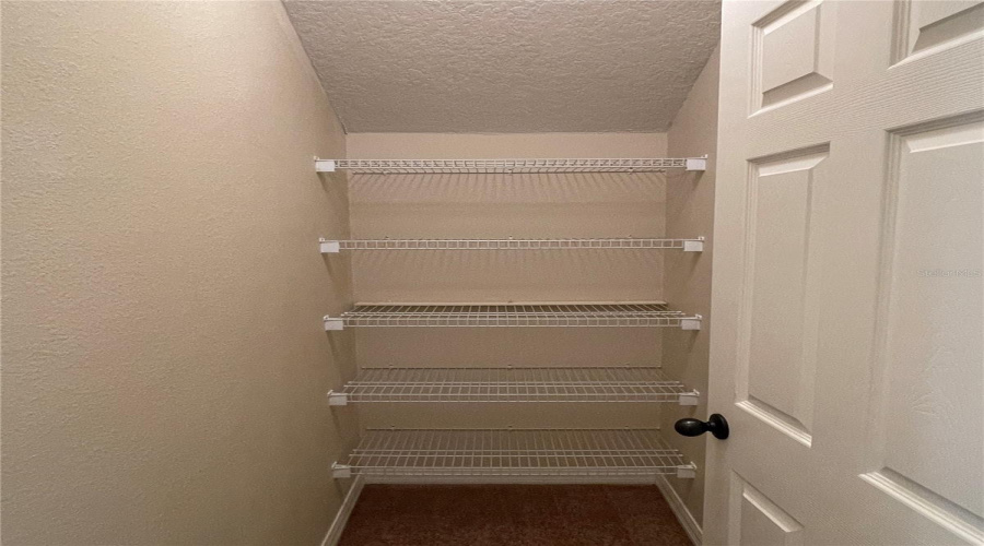 DAVENPORT, Florida 33837, 5 Bedrooms Bedrooms, ,4 BathroomsBathrooms,Residential,For Sale,BRIDGEFORD CROSSING,0,MFRO6414098