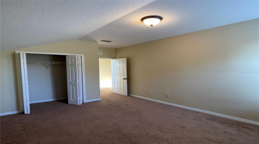 DAVENPORT, Florida 33837, 5 Bedrooms Bedrooms, ,4 BathroomsBathrooms,Residential,For Sale,BRIDGEFORD CROSSING,0,MFRO6414098