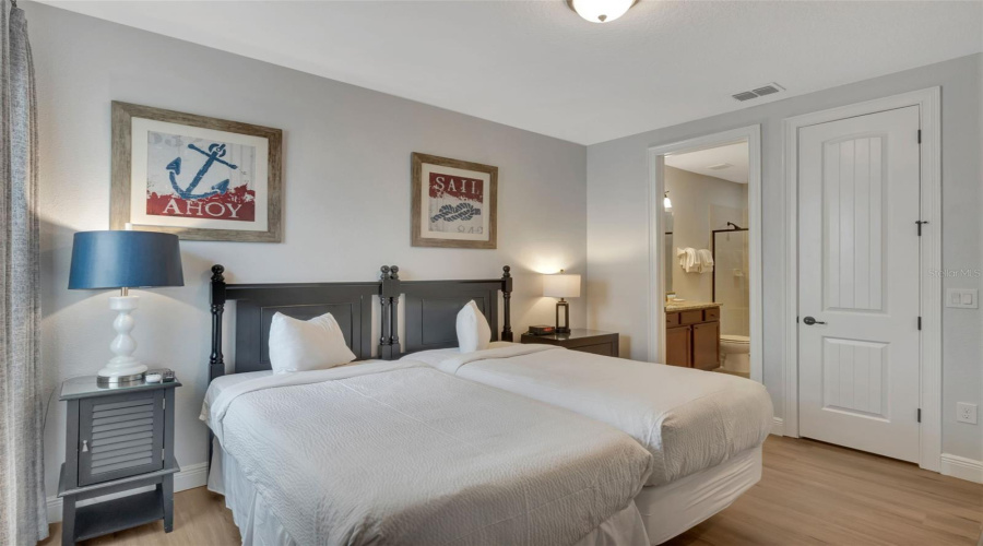 KISSIMMEE, Florida 34747, 11 Bedrooms Bedrooms, ,10 BathroomsBathrooms,Residential,For Sale,WILMINGTON,0,MFRO6433708