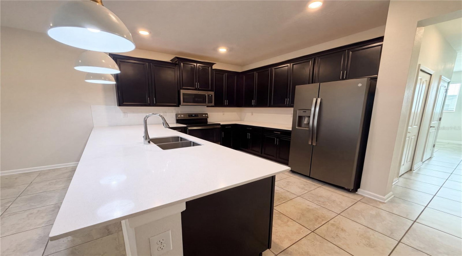 DAVENPORT, Florida 33896, 3 Bedrooms Bedrooms, ,2 BathroomsBathrooms,Residential,For Sale,SPLASH SHOT,0,MFRO6429421