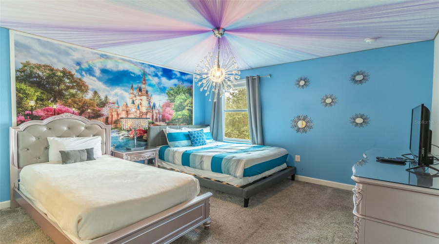 DAVENPORT, Florida 33896, 9 Bedrooms Bedrooms, ,5 BathroomsBathrooms,Residential,For Sale,MAIDSTONE,0,MFRL4964137