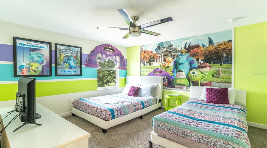 DAVENPORT, Florida 33896, 9 Bedrooms Bedrooms, ,5 BathroomsBathrooms,Residential,For Sale,MAIDSTONE,0,MFRL4964137