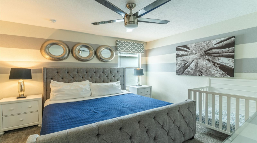 DAVENPORT, Florida 33896, 9 Bedrooms Bedrooms, ,5 BathroomsBathrooms,Residential,For Sale,MAIDSTONE,0,MFRL4964137