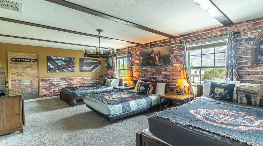 DAVENPORT, Florida 33896, 9 Bedrooms Bedrooms, ,5 BathroomsBathrooms,Residential,For Sale,MAIDSTONE,0,MFRL4964137