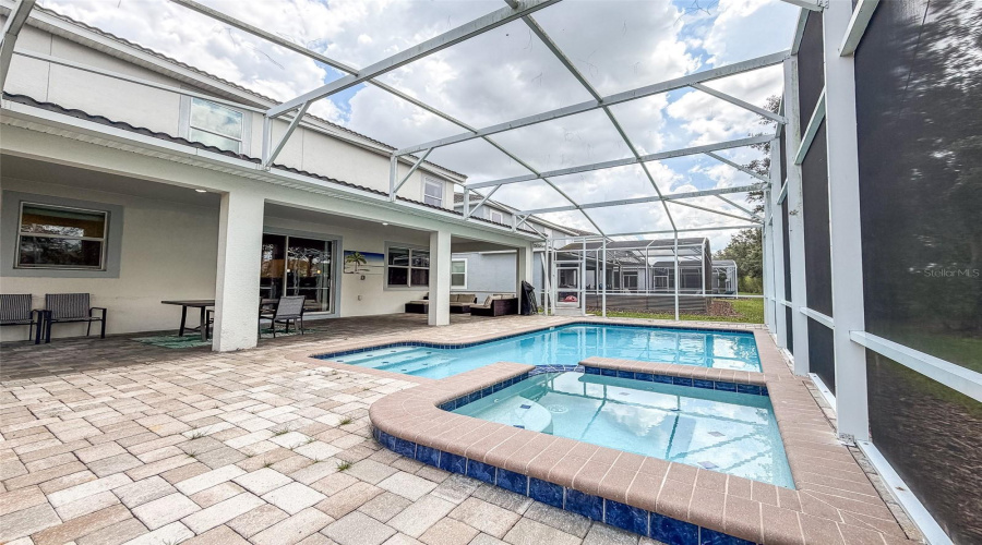 DAVENPORT, Florida 33896, 9 Bedrooms Bedrooms, ,5 BathroomsBathrooms,Residential,For Sale,MAIDSTONE,0,MFRL4964137