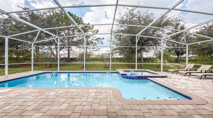 DAVENPORT, Florida 33896, 9 Bedrooms Bedrooms, ,5 BathroomsBathrooms,Residential,For Sale,MAIDSTONE,0,MFRL4964137