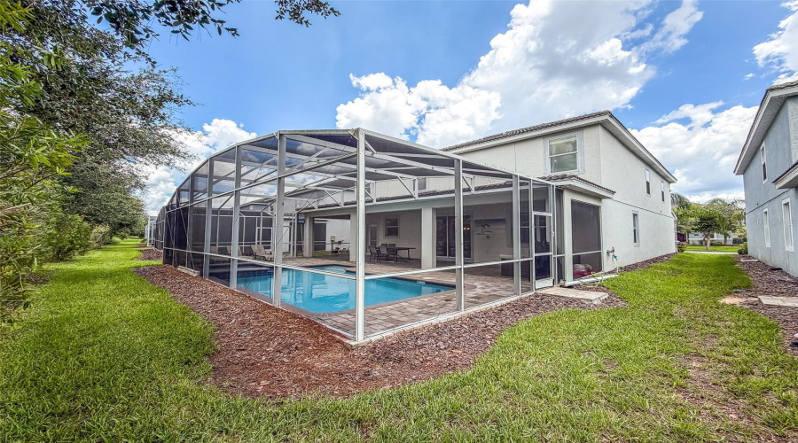 DAVENPORT, Florida 33896, 9 Bedrooms Bedrooms, ,5 BathroomsBathrooms,Residential,For Sale,MAIDSTONE,0,MFRL4964137