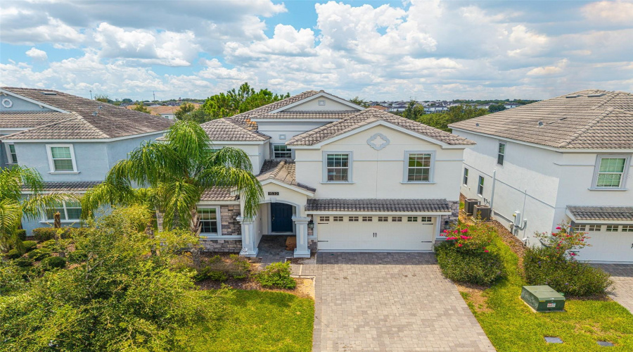 DAVENPORT, Florida 33896, 9 Bedrooms Bedrooms, ,5 BathroomsBathrooms,Residential,For Sale,MAIDSTONE,0,MFRL4964137