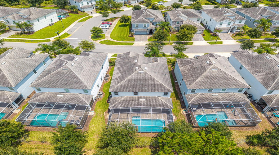 DAVENPORT, Florida 33896, 9 Bedrooms Bedrooms, ,5 BathroomsBathrooms,Residential,For Sale,MAIDSTONE,0,MFRL4964137