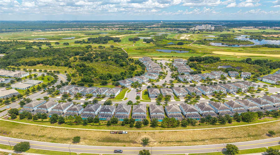 DAVENPORT, Florida 33896, 9 Bedrooms Bedrooms, ,5 BathroomsBathrooms,Residential,For Sale,MAIDSTONE,0,MFRL4964137