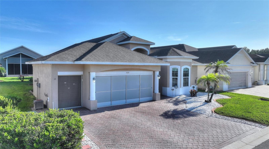 DAVENPORT, Florida 33837, 3 Bedrooms Bedrooms, ,2 BathroomsBathrooms,Residential,For Sale,ASHTON DR,0,MFRS5155707