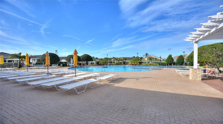 Large pool deck