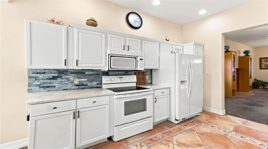 Appliances included