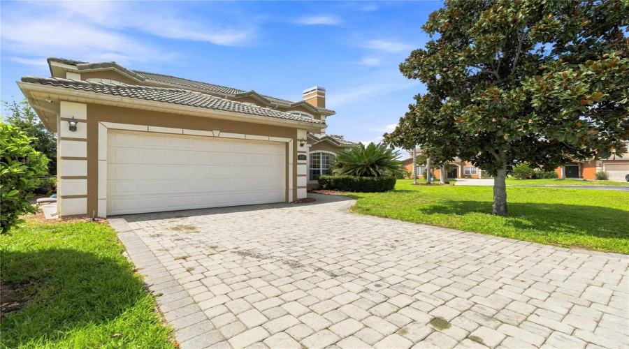 DAVENPORT, Florida 33897, 5 Bedrooms Bedrooms, ,7 BathroomsBathrooms,Residential,For Sale,VISTA,0,MFRS5155555