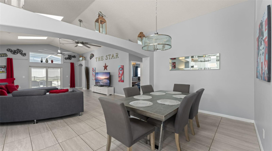 KISSIMMEE, Florida 34747, 5 Bedrooms Bedrooms, ,4 BathroomsBathrooms,Residential,For Sale,SANTEE,0,MFRO6433022