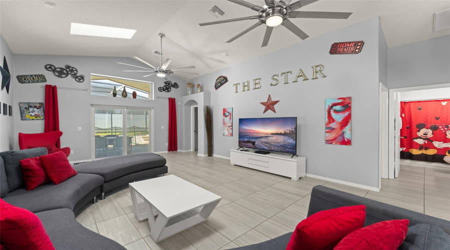 KISSIMMEE, Florida 34747, 5 Bedrooms Bedrooms, ,4 BathroomsBathrooms,Residential,For Sale,SANTEE,0,MFRO6433022