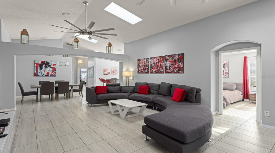 KISSIMMEE, Florida 34747, 5 Bedrooms Bedrooms, ,4 BathroomsBathrooms,Residential,For Sale,SANTEE,0,MFRO6433022